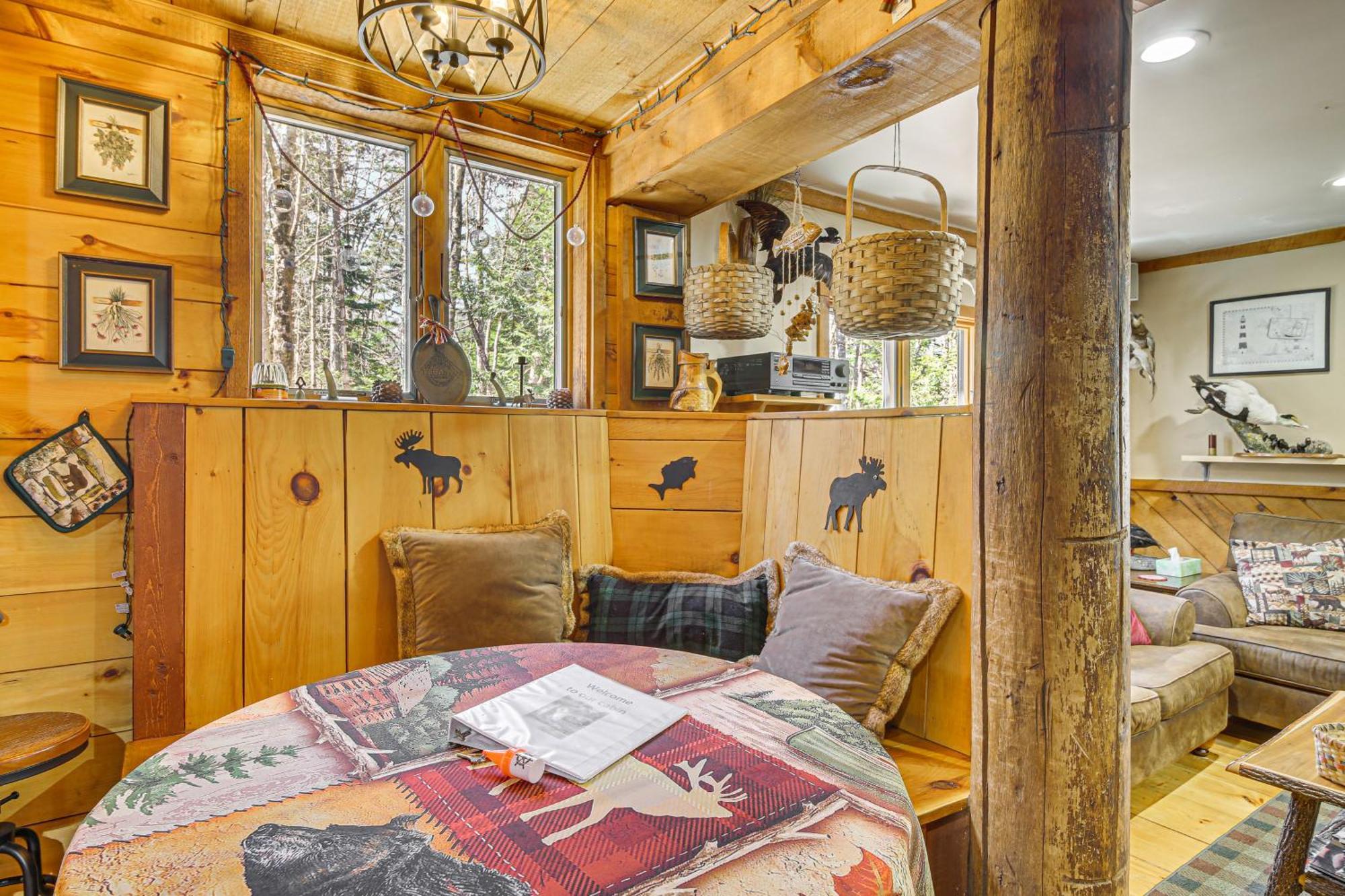 Rustic Searsport Cabin Loft And Sunroom On 10 Acres Exterior photo